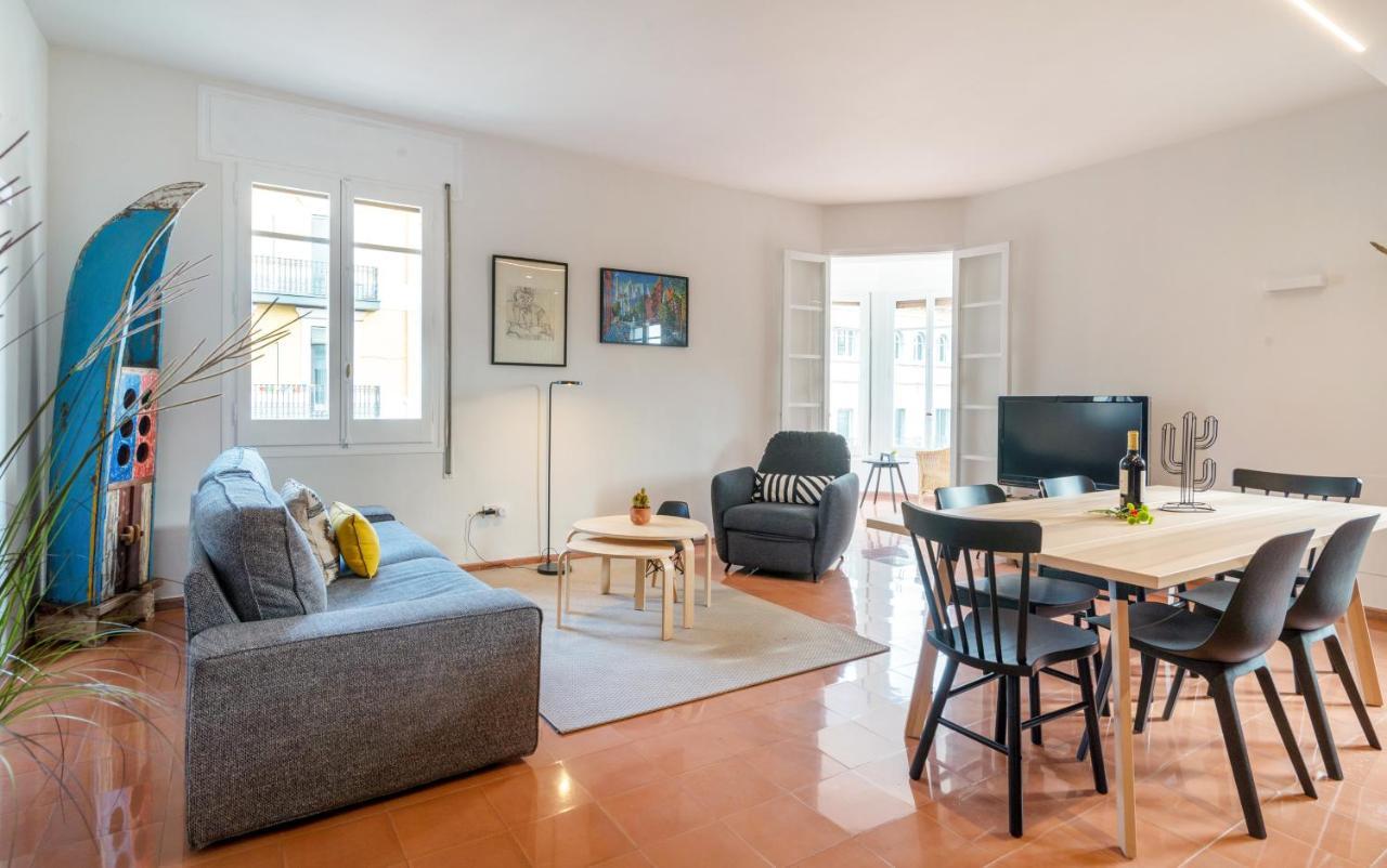 New Top Floor Apt With A Lot Of Light & Aircon Girona Esterno foto